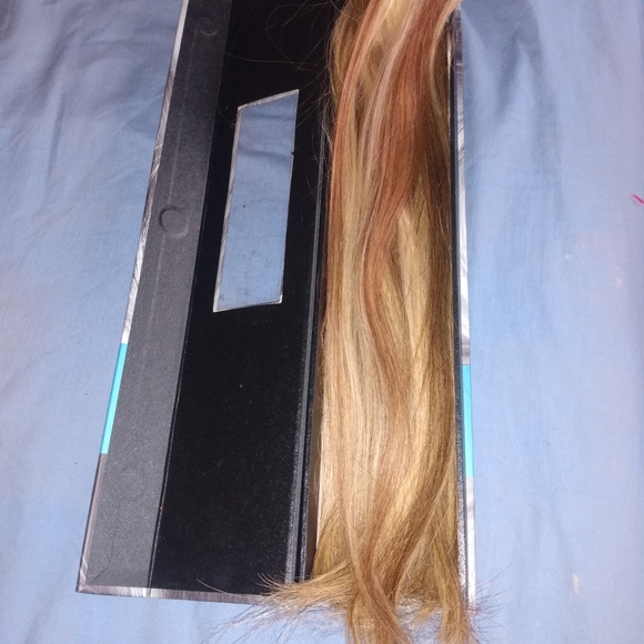 "She" clip & go by Shilo hair extensions %100 Remy human hair 12 piece 18" long - Picture 4 of 8